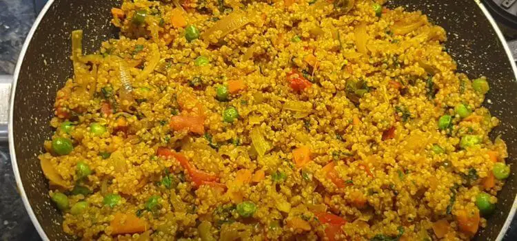 Can you cook quinoa and rice together?